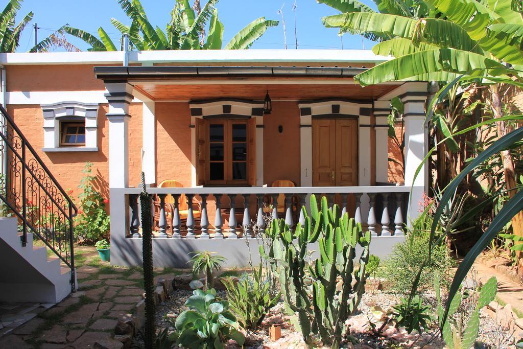 Meva Guesthouse Antananarivo Exterior foto